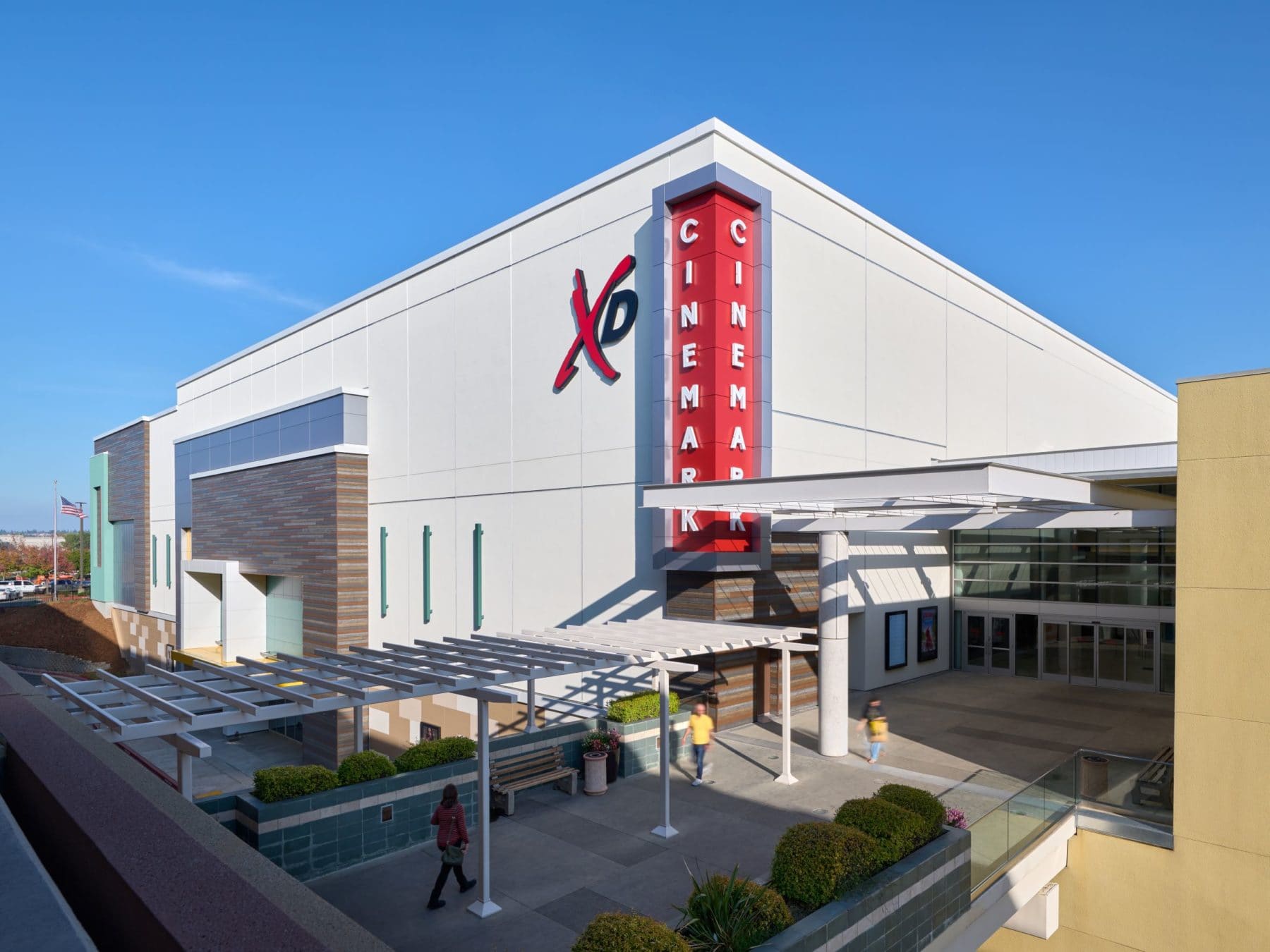 Cinemark Roseville Galleria Mall and XD in Roseville, CA - Cinema Treasures